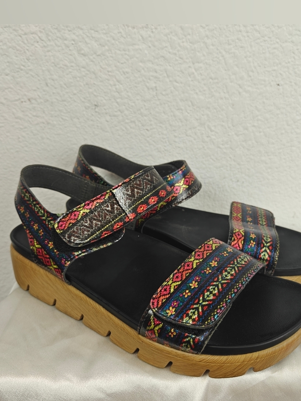 Alegria Playa Comfort Platform Sandals – Adjustable Straps US 9-9.5 Boho Chic
